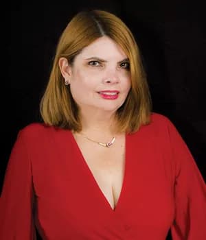 Irlanda Ruiz — LatinaCon speaker