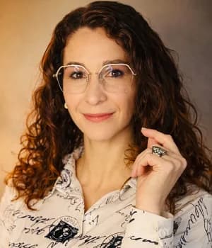 Daniela Salcedo — LatinaCon speaker